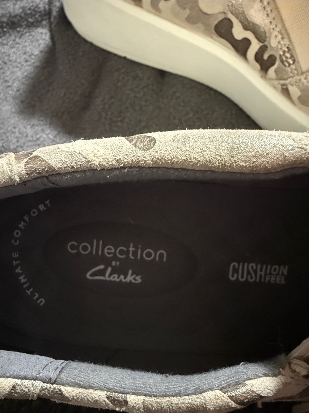 NWOT Clarks Women's Light Beige Camo Platform Slip-Ons - Picture 2 of 5